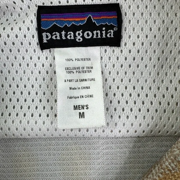 Patagonia Rythm Shirt‎ Mens Medium Multicolor Paisley Camp Button Up Lightweight